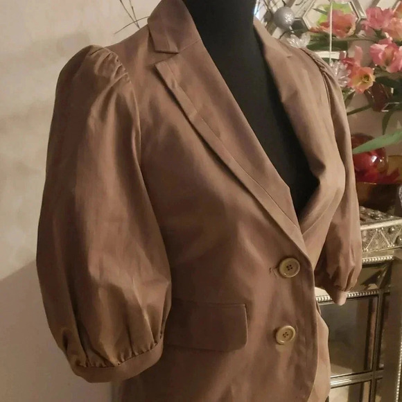 Bcbg Maxazaria gorgeous jacket size 2-4 NWOT - Picture 2 of 9